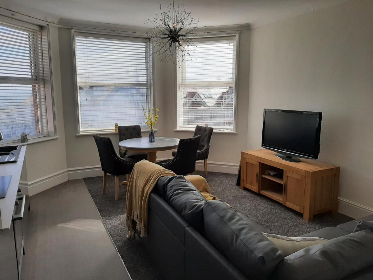Beachmount Holiday Apartments Colwyn Bay Εξωτερικό φωτογραφία